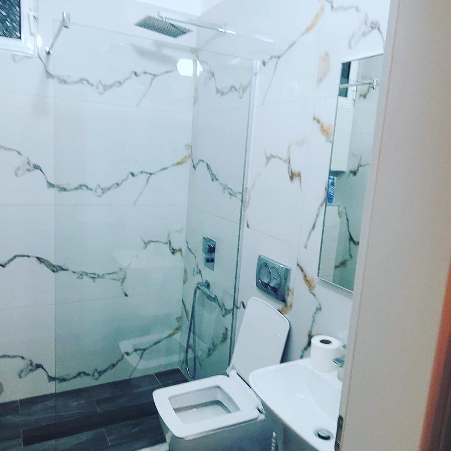Hotel Noel Vlorë Extérieur photo