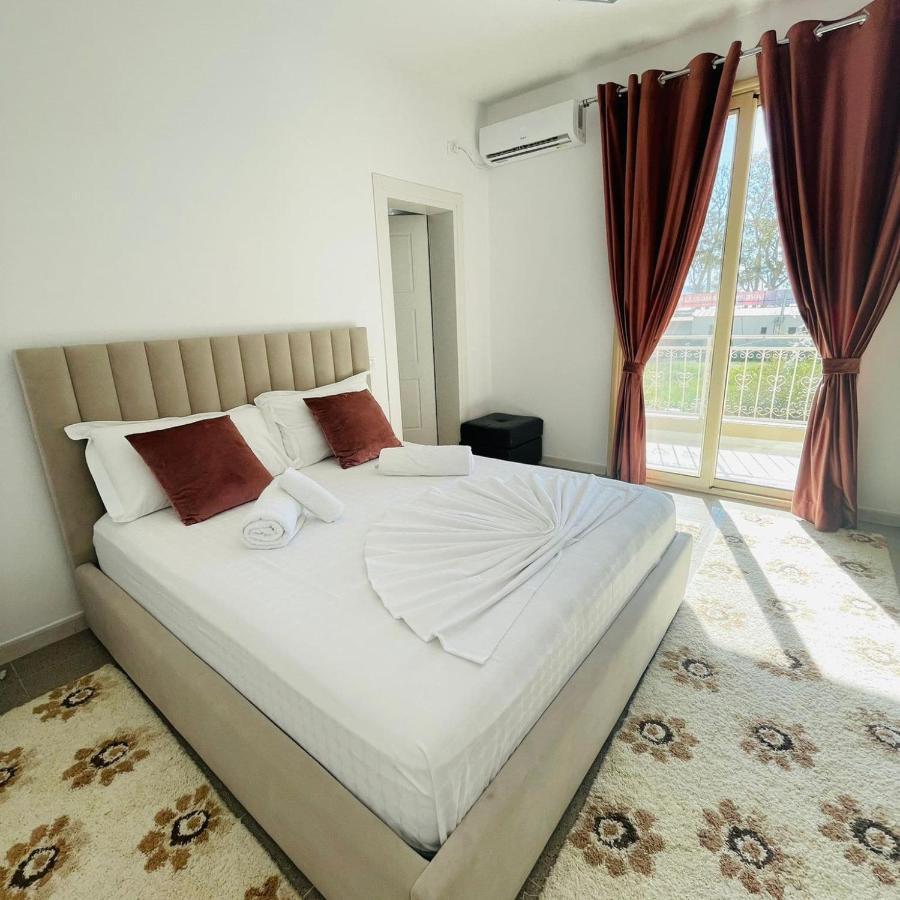 Hotel Noel Vlorë Extérieur photo