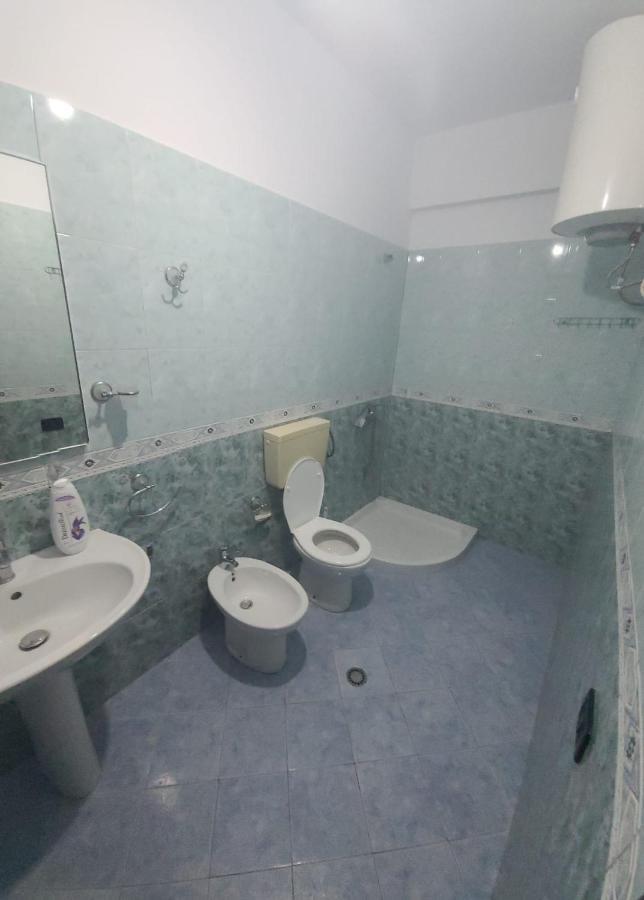 Hotel Noel Vlorë Extérieur photo